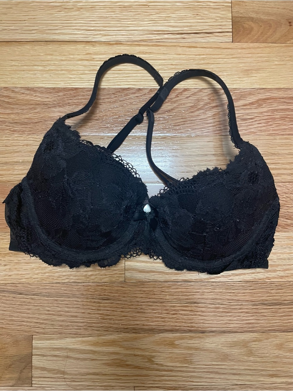 Victoria’s Secret Body by Victoria 32C Black Lace Lined Demi Bra